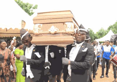 Keywords: 장례식,코믹